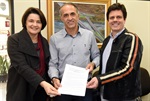 Nancy Thame (PSDB), Arthur Ribeiro, diretor-presidente do Ipplap, e Paulo Serra (PPS)
