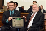 Francisco Núncio Cerignoni, membro do Comdef (Conselho Municipal de Proteção, Direitos e Desenvolvimento da Pessoa com Deficiência), homenageado pelo vereador André Bandeira (PSDB)