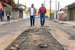 Manutenção está sendo realizada no bairro após solicitação do parlamentar