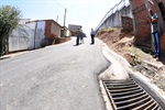 Dirceu acompanha satisfação de moradores em obras no Boa Esperança