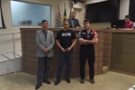 Presidente Marcos Roberto Caetano da Silva e técnico José Batista receberam a homenagem