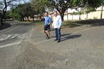 Tozão visitou o bairro e constatou buracos enormes