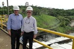 Gilmar Rotta e Barjas Negri conferiram a situação da barragem (Foto: Felipe Ferreira/Prefeitura de Piracicaba)