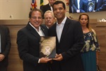 Entrega da homenagem ocorreu na 10ª reunião ordinária