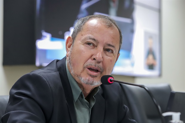 Requerimento cobra informações sobre obras na Estrada do Bongue