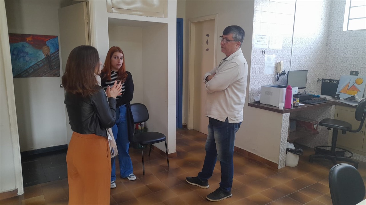 Vereador visita Centro de Atenção Psicossocial Infantojuvenil