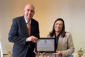Deputada Maria Rosas recebe Título de Cidadã Piracicabana