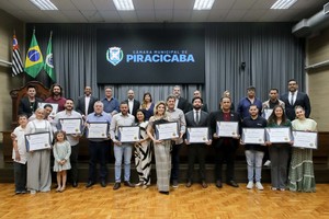 Selo Amigo dos Animais homenageia instituições que atuam na proteção e bem-estar