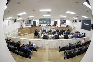 Projeto de cursinho pré-vestibular gratuito é aprovado em primeira discussão