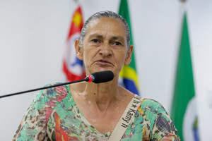 Na Tribuna Popular, oradora comenta sobre políticas públicas