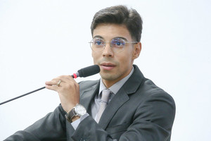 Vereador agradece à Prefeitura a realização de serviços de manutenção em bairros