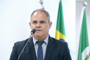 Vereador destaca ações em habitação, drenagem, segurança e pavimentação