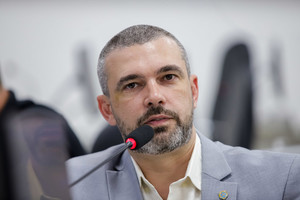 Requerimento solicita esclarecimentos sobre atendimentos da UPA do Piracicamirim