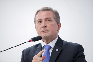 Vereador cobra melhorias no planejamento e execução de serviços públicos