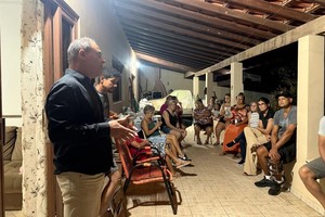 Vereador participa de reunião com moradores do Veredas de Artemis 