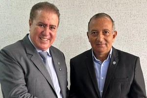 Vereador vai a Brasília para solicitar recursos a deputado federal