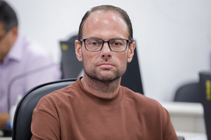 Requerimento solicita informações sobre Plano de Vacinação contra Dengue 