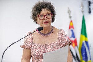 Vereadora questiona Executivo sobre políticas de proteção aos animais