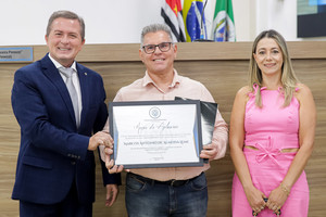 Trajetória esportiva de atleta é reconhecida com moção de aplausos da Câmara