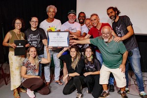 Vereadora entrega moção de aplausos a ponto de cultura que completa 15 anos