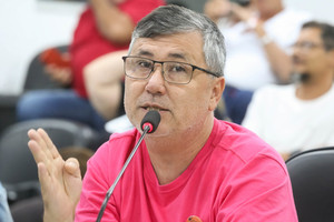 Vereador pede adequação de vagas para embarque e desembarque na Vila Monteiro