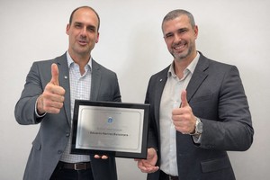 Liderança política recebe Título de Cidadão Piracicabano nos EUA