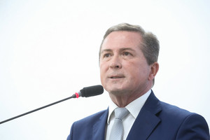 Requerimento pede informações sobre sistema de estacionamento rotativo pago