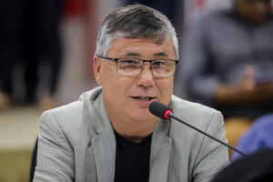 Câmara aprova dois requerimentos de votos de congratulações