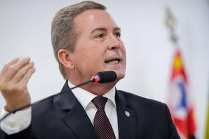 Vereador critica reanálise de PL que propõe eliminar ar em tubulação de água