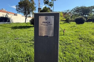 Vereador aponta necessidade de melhorias em praça no Nova América