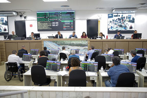 Congresso e Barbearia serão contemplados com votos de congratulações