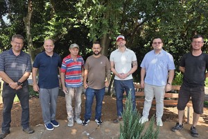 Vereador reforça pedido de melhorias em praça no Algodoal