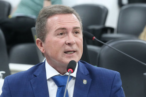 Requerimento questiona manutenção e revitalização do Largo da Santa Cruz