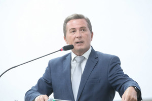 Instalação de antena de telecomunicações é tema de requerimento