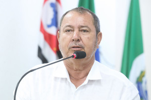 Vereador defende instalação de câmeras de monitoramento em escolas e ônibus