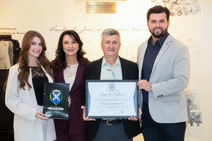 Pizzaria é homenageada com moção de aplausos pelos 45 anos de fundação