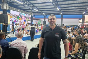 Vereador participa da inauguração de nova escola no Jardim Nova Iguaçu