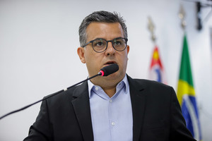Projeto de lei torna obrigatórios filtros de conteúdo em computadores de escolas