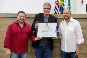 Câmara entrega homenagem a banda musical pelos pelos 30 anos de trajetória