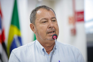 Vereador destaca bastidores da política e defende maior participação popular