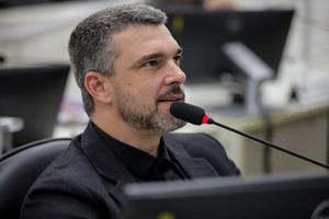 Vereador solicita informações sobre uso de veículos oficiais