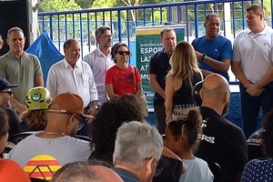 Vereadora participa de reinauguração de pista de skate 