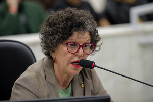 Projeto concede título “Piracicabanus Praeclarus” a atriz e diretora