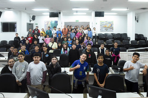 Alunos da "Jaçanã Altair Pereira Guerrini" participam do Conheça o Legislativo