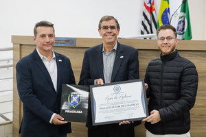 Presidente do Simespi recebe moção de aplausos