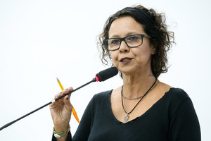 Vereadora usa a tribuna para esclarecer situação do IPTU em Piracicaba