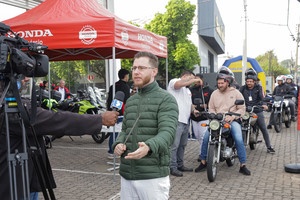Vereador participa de blitz educativa por mais segurança no trânsito