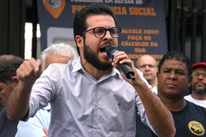 'As pessoas não conseguirão se aposentar', diz Matheus Erler, em ato