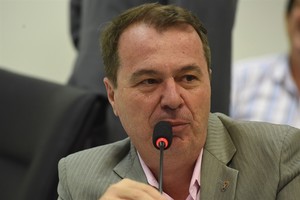 Marcos Abdala conta como entrou para política no Prestando Contas