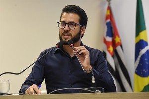 Pandemia da Covid-19 tornou a campanha atípica, diz Matheus Erler
